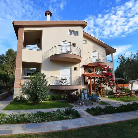 Nikiti Spathies - By Spathies Ferienhaus Kalogria (Sithonia)