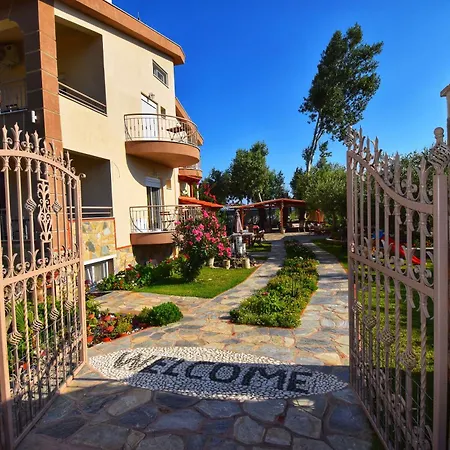 Nikiti Spathies - By Spathies * Kalogria (Sithonia)